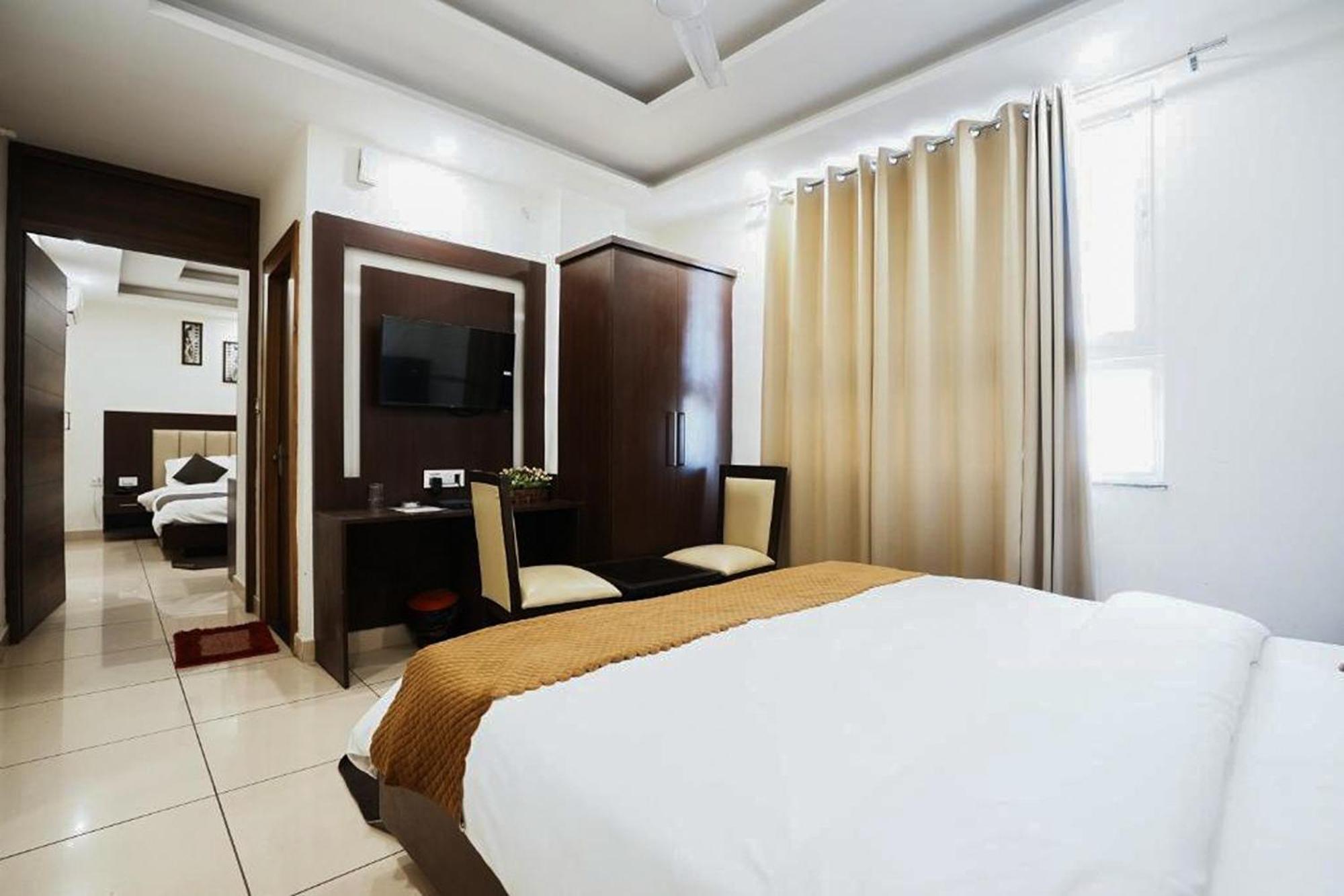 Hotel The 7 Seas Rishīkesh Exterior foto