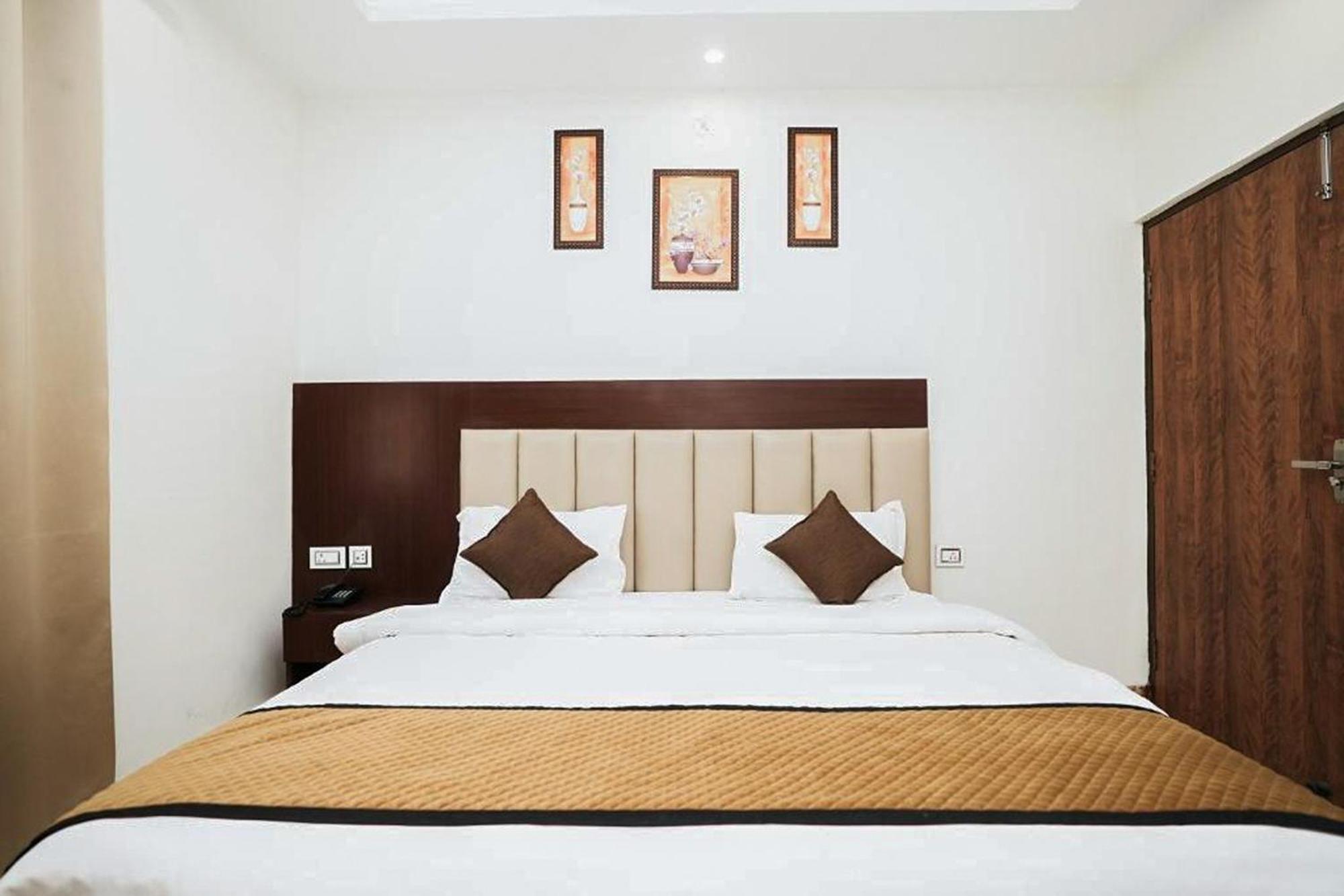 Hotel The 7 Seas Rishīkesh Exterior foto