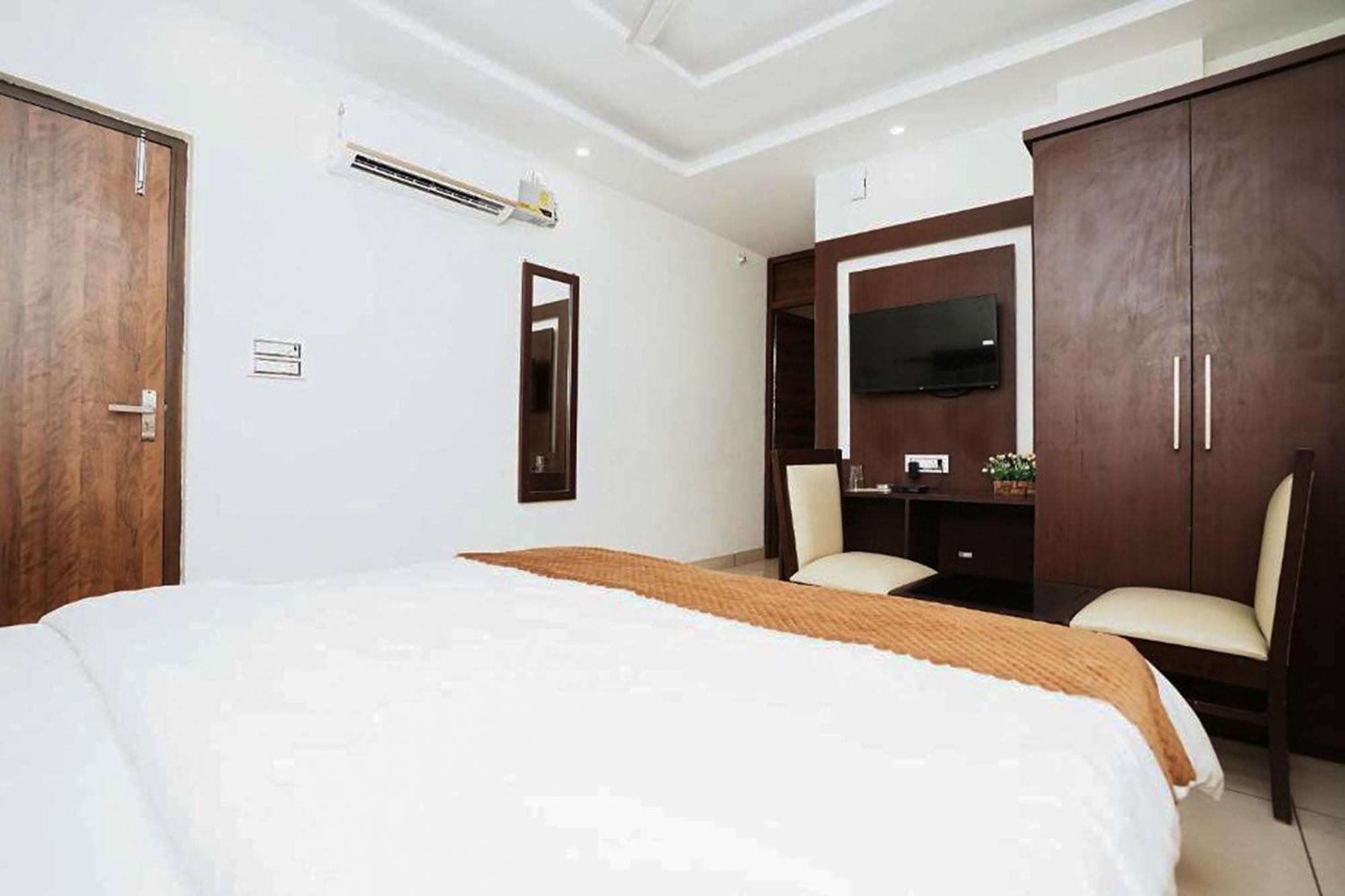 Hotel The 7 Seas Rishīkesh Exterior foto