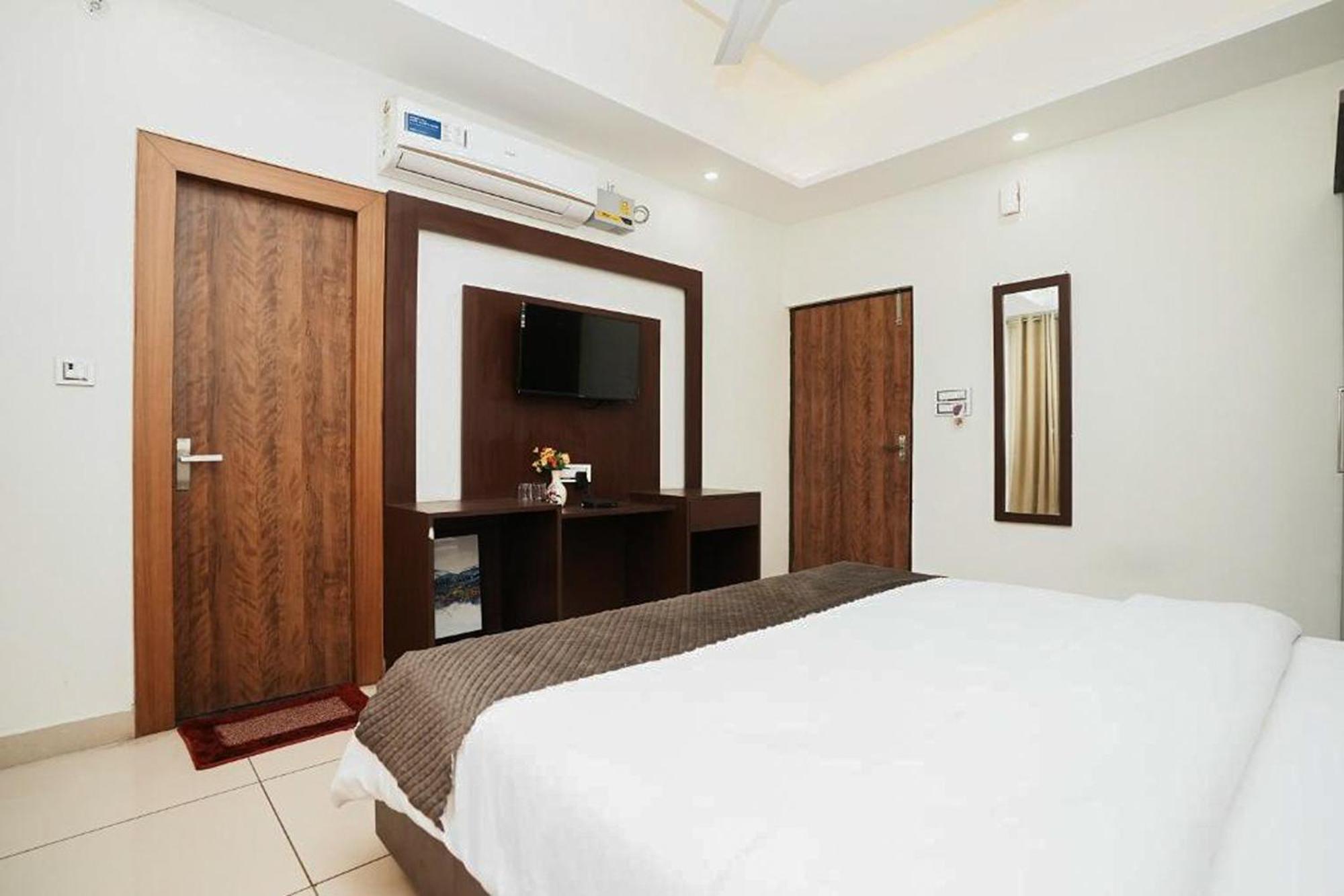 Hotel The 7 Seas Rishīkesh Exterior foto